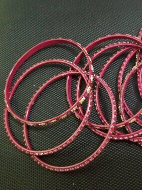 Red-Glitter-Rhinestone 13-Bangles-Set
